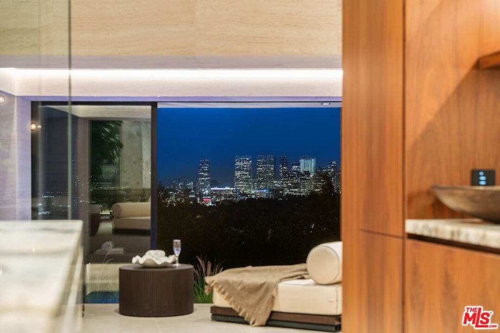 9056 St Ives Drive, Los Angeles, CA 90069