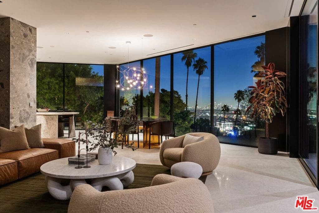 9056 St Ives Drive, Los Angeles, CA 90069