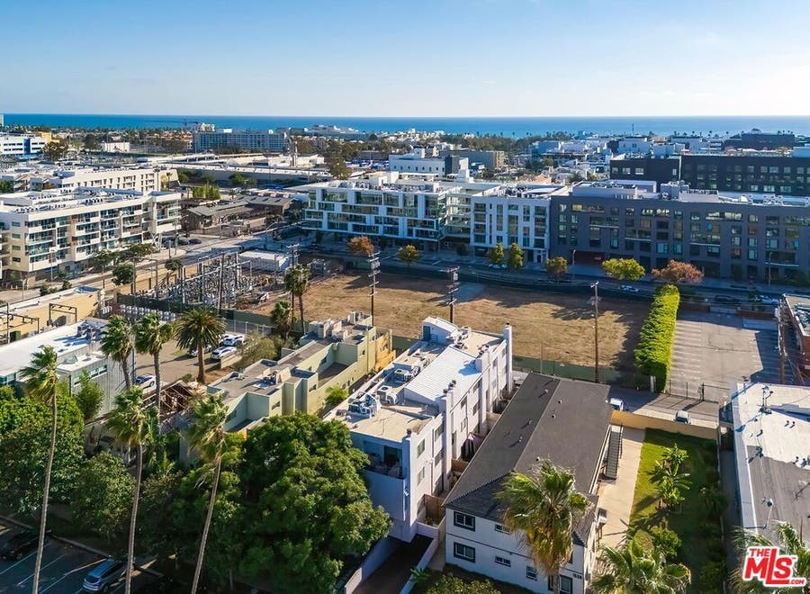 Property photo for 1532 9th Street, #8, Santa Monica, CA
