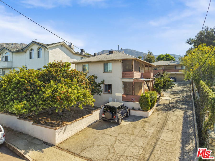 Property photo for 10200 Pinewood Avenue, Tujunga, CA