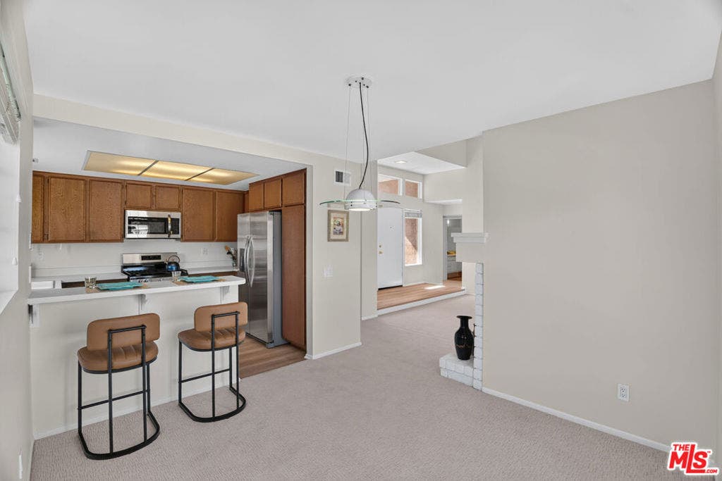 163 Greenfield, Irvine, CA 92614