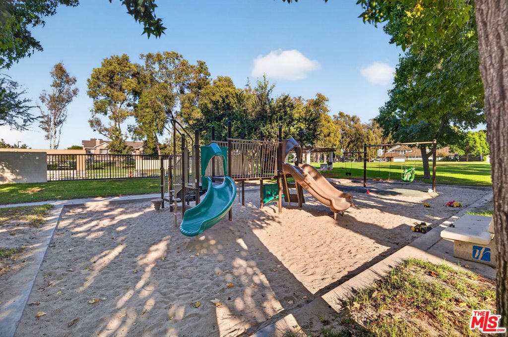 163 Greenfield, Irvine, CA 92614