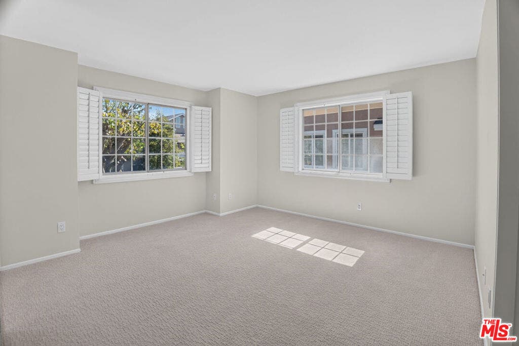 163 Greenfield, Irvine, CA 92614