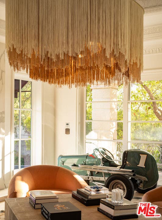 2680 Bowmont Drive, Beverly Hills, CA 90210