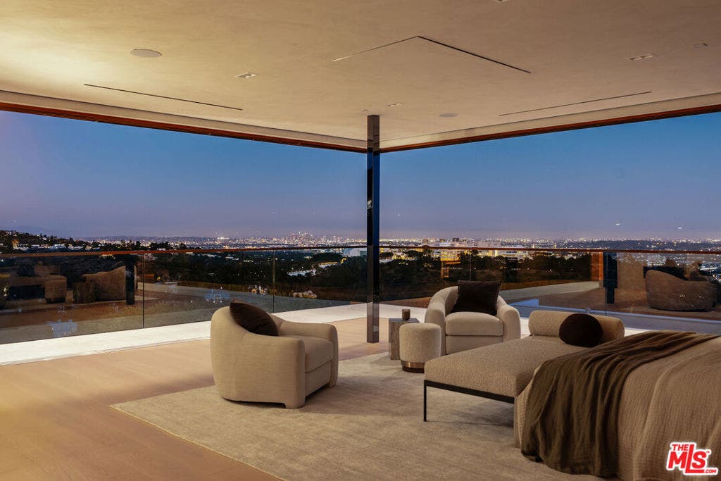 1210 Chickory Lane, Los Angeles, CA 90049