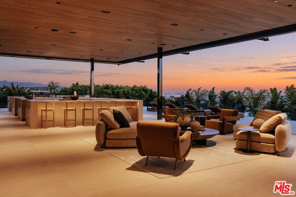 1210 Chickory Lane, Los Angeles, CA 90049