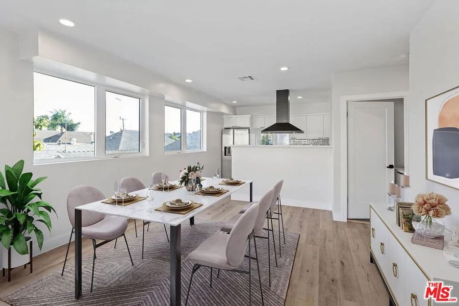 Property photo for 1724 Menlo Avenue, #2A, Los Angeles, CA