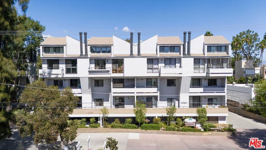 Property photo for 13331 Moorpark Street, #318, Sherman Oaks, CA