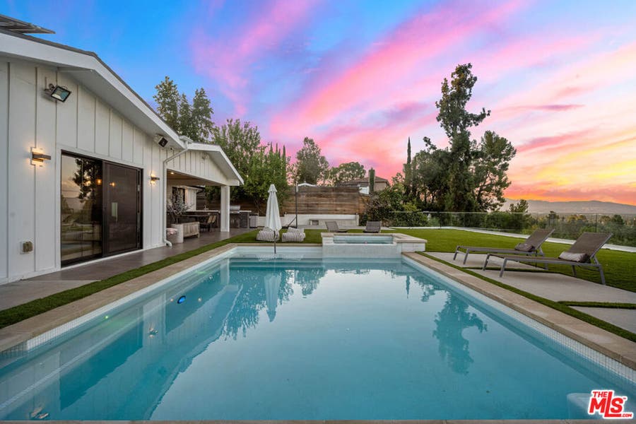 Property photo for 20461 Coulson Street, Woodland Hills, CA