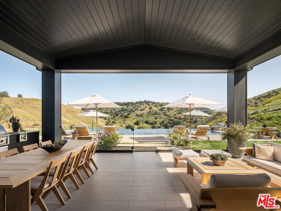 25211 Jim Bridger Road, Hidden Hills, CA 91302 25211 Jim Bridger Road, Hidden Hills, CA 91302