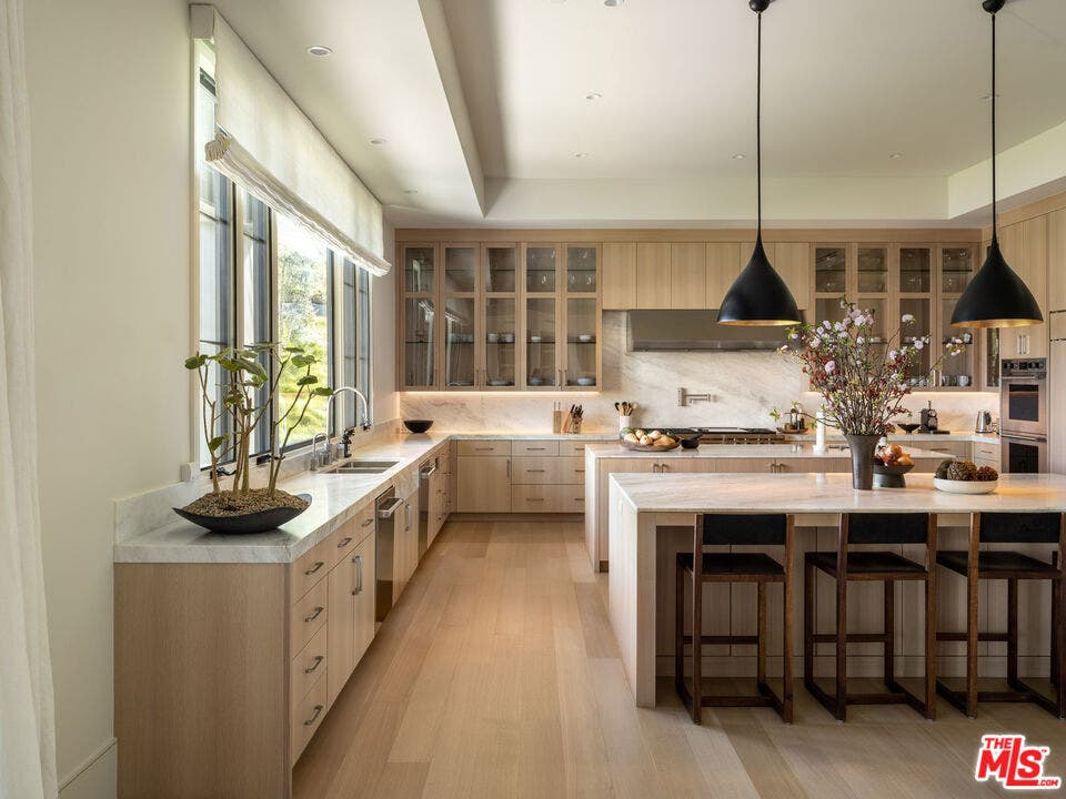 25211 Jim Bridger Road, Hidden Hills, CA 91302 25211 Jim Bridger Road, Hidden Hills, CA 91302