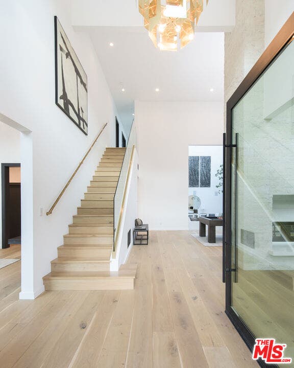 1378 N Doheny Drive, Los Angeles, CA 90069