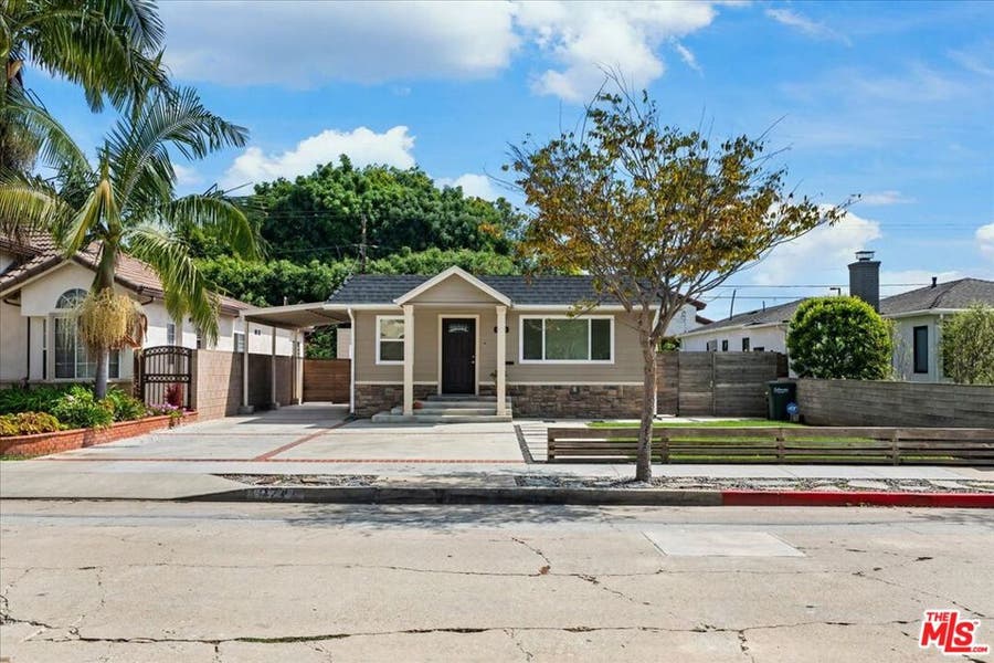 Property photo for 10744 Oregon Avenue, Culver City, CA