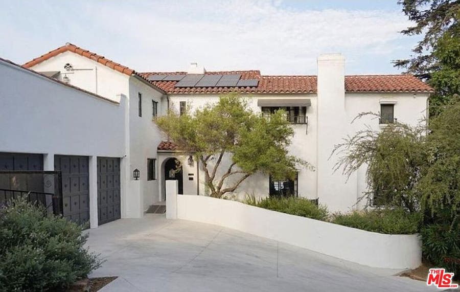 Property photo for 2000 Balmer Drive, Los Angeles, CA