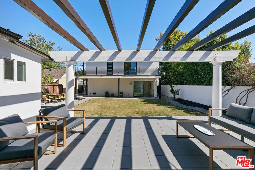 2646 Westwood Boulevard, Los Angeles, CA 90064 2646 Westwood Boulevard, Los Angeles, CA 90064