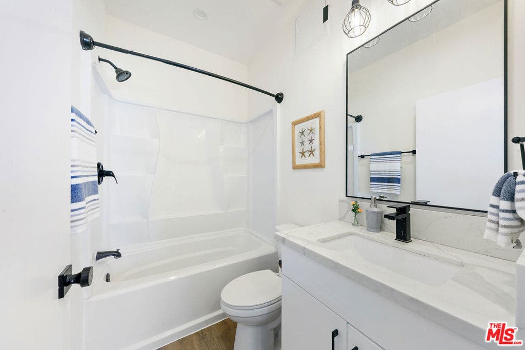 2646 Westwood Boulevard, Los Angeles, CA 90064 2646 Westwood Boulevard, Los Angeles, CA 90064