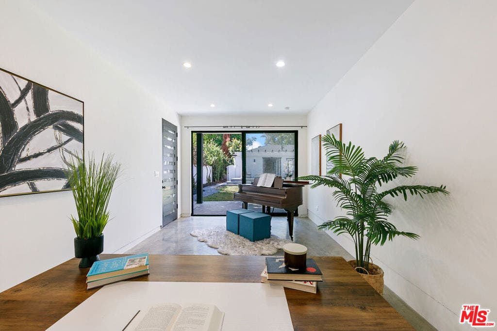 2646 Westwood Boulevard, Los Angeles, CA 90064 2646 Westwood Boulevard, Los Angeles, CA 90064