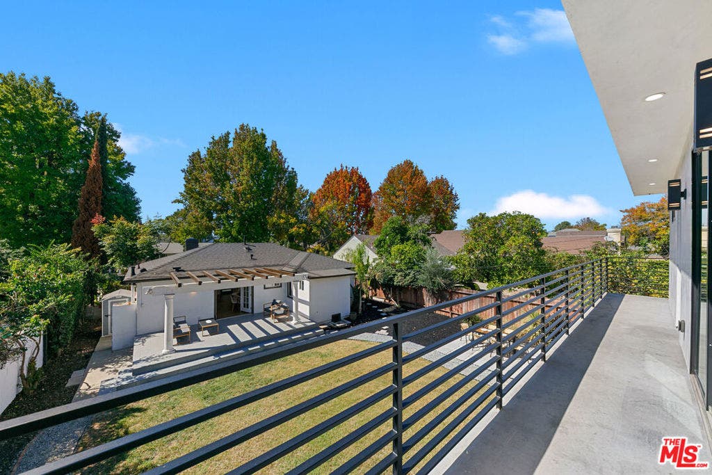 2646 Westwood Boulevard, Los Angeles, CA 90064 2646 Westwood Boulevard, Los Angeles, CA 90064