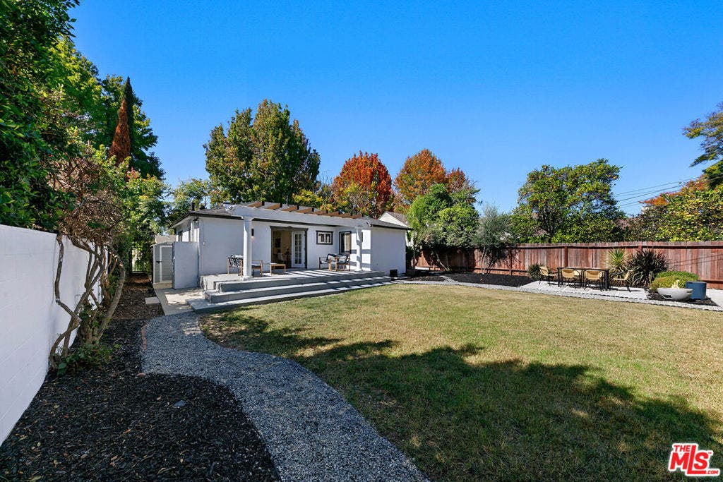 2646 Westwood Boulevard, Los Angeles, CA 90064 2646 Westwood Boulevard, Los Angeles, CA 90064
