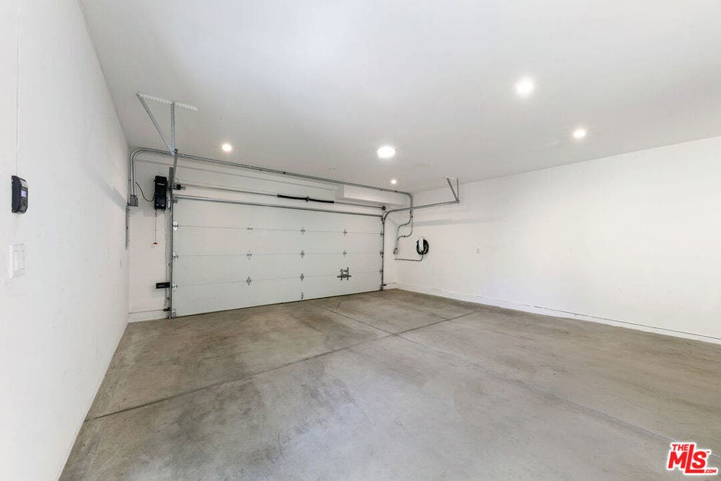 2646 Westwood Boulevard, Los Angeles, CA 90064 2646 Westwood Boulevard, Los Angeles, CA 90064