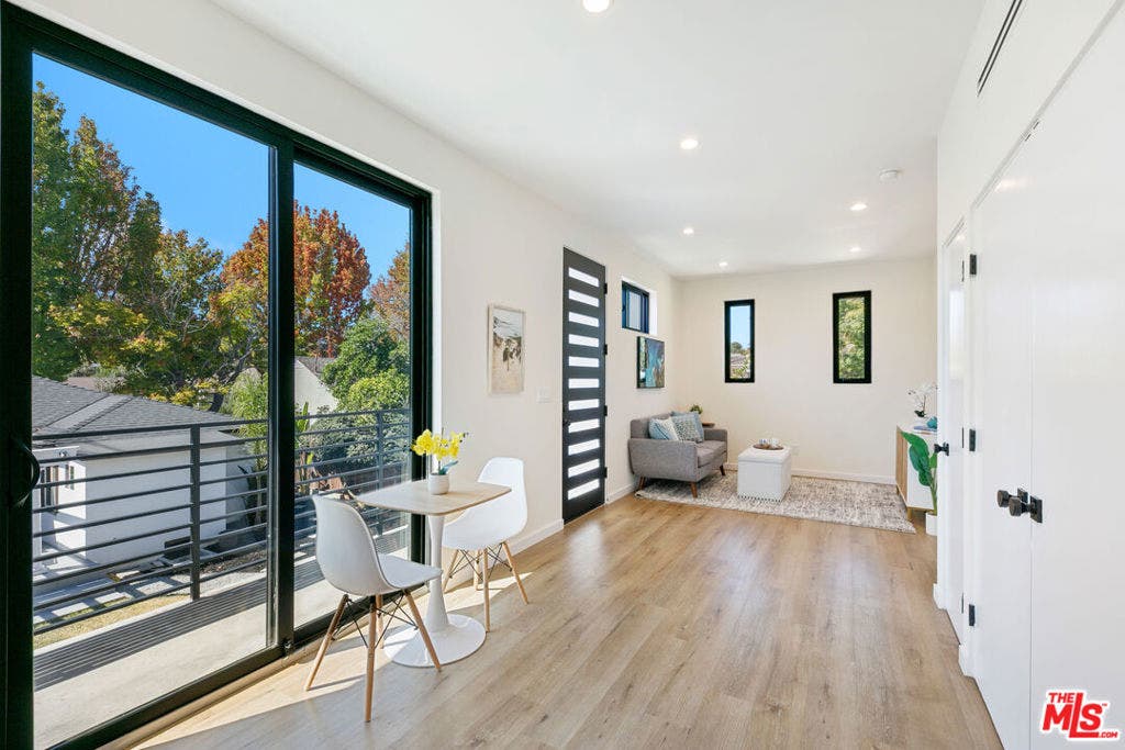 2646 Westwood Boulevard, Los Angeles, CA 90064 2646 Westwood Boulevard, Los Angeles, CA 90064