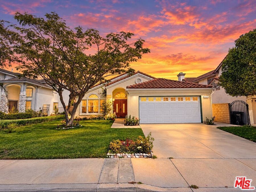 Property photo for 1647 Amarelle Street, Thousand Oaks, CA