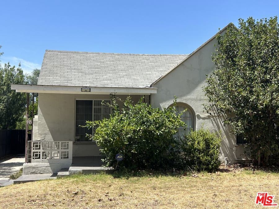 Property photo for 915 S Hudson Avenue, Los Angeles, CA