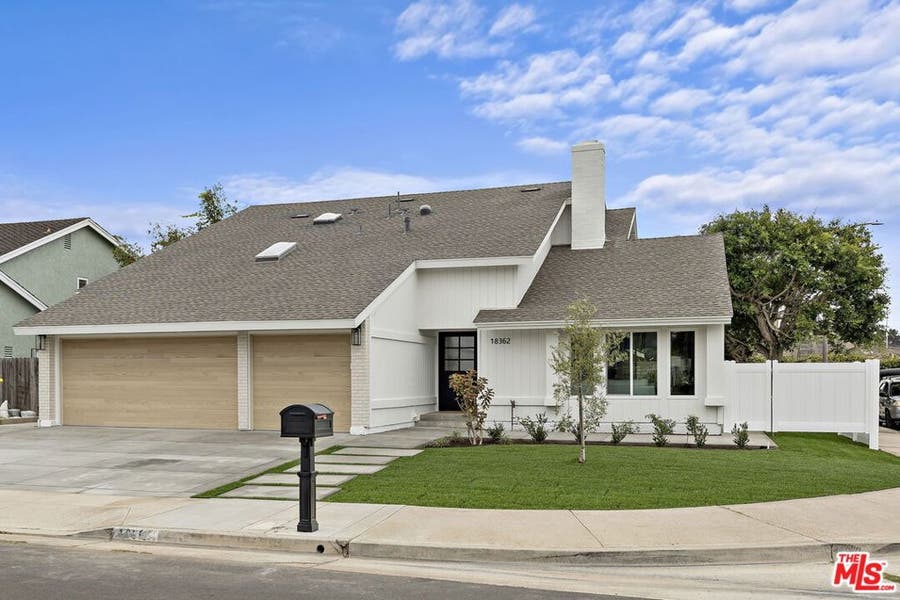 Property photo for 18362 Oxboro Lane, Huntington Beach, CA