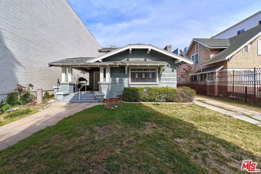 Property photo for 1016 S Oxford Avenue, Los Angeles, CA