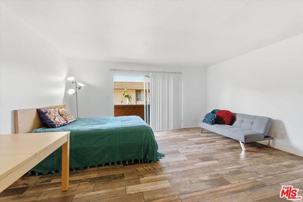 5585 E Pacific Coast Highway, #251, Long Beach, CA 90804 5585 E Pacific Coast Highway, #251, Long Beach, CA 90804