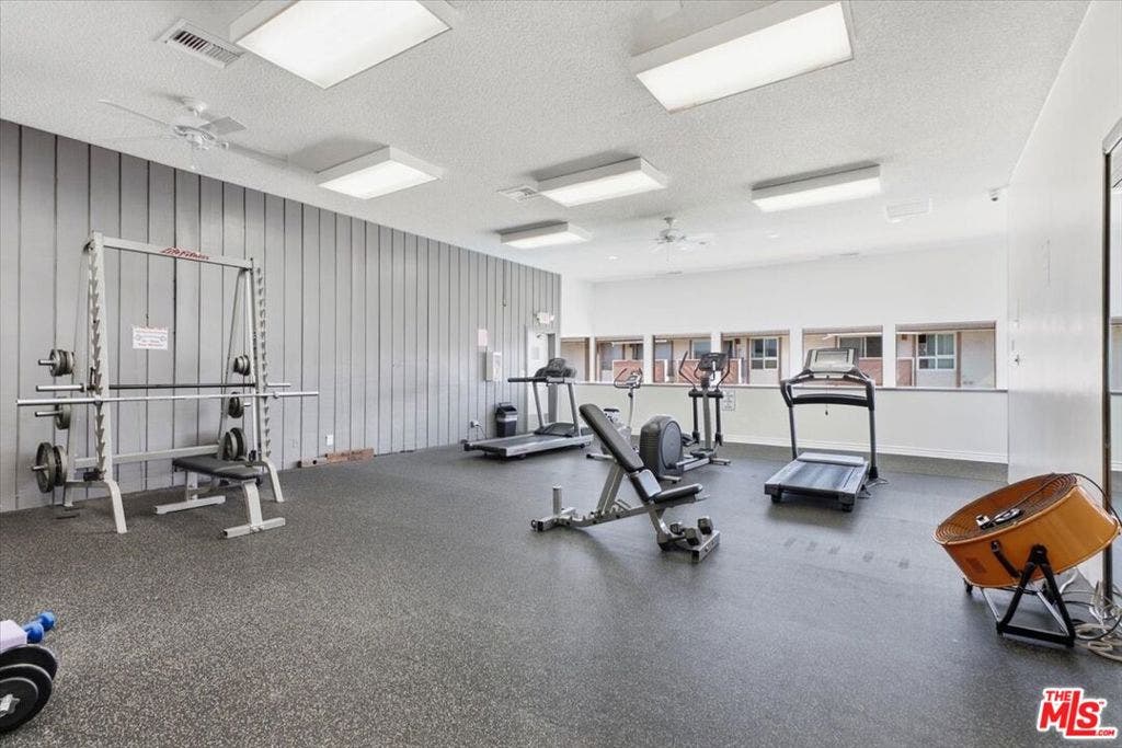 5585 E Pacific Coast Highway, #251, Long Beach, CA 90804 5585 E Pacific Coast Highway, #251, Long Beach, CA 90804