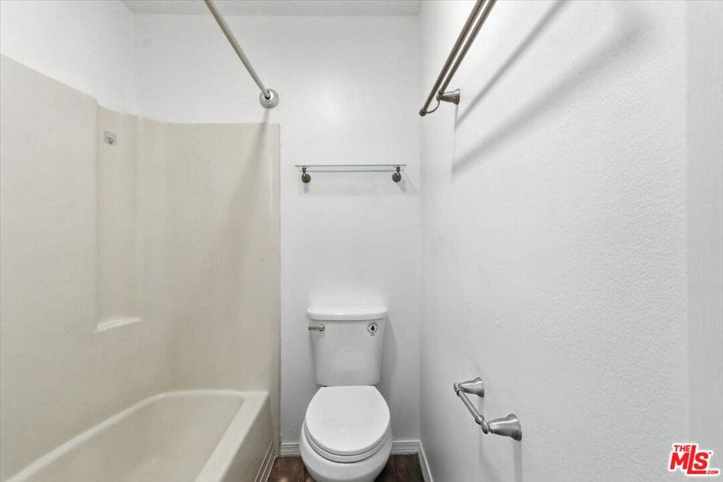 5585 E Pacific Coast Highway, #251, Long Beach, CA 90804 5585 E Pacific Coast Highway, #251, Long Beach, CA 90804