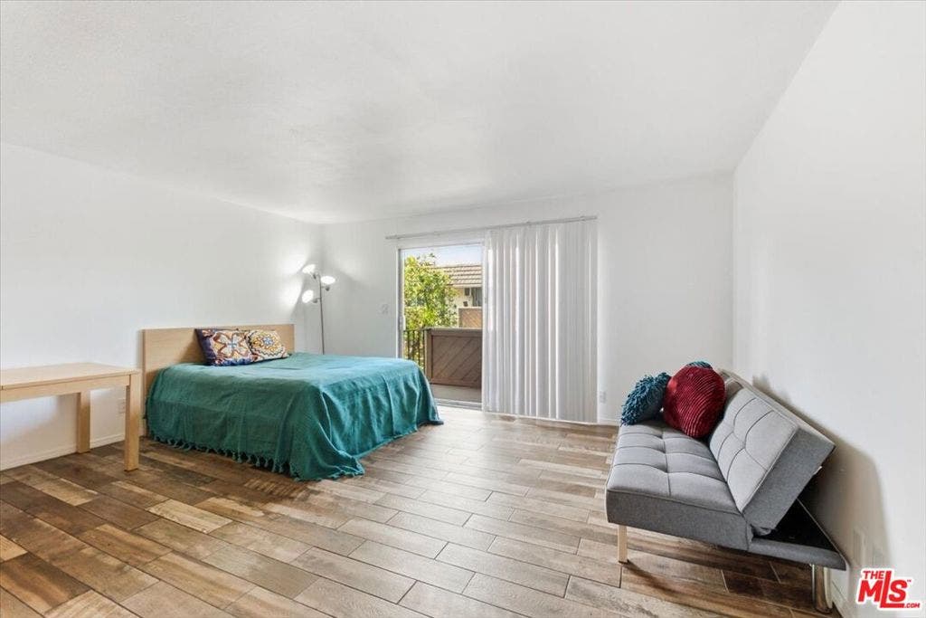 5585 E Pacific Coast Highway, #251, Long Beach, CA 90804 5585 E Pacific Coast Highway, #251, Long Beach, CA 90804