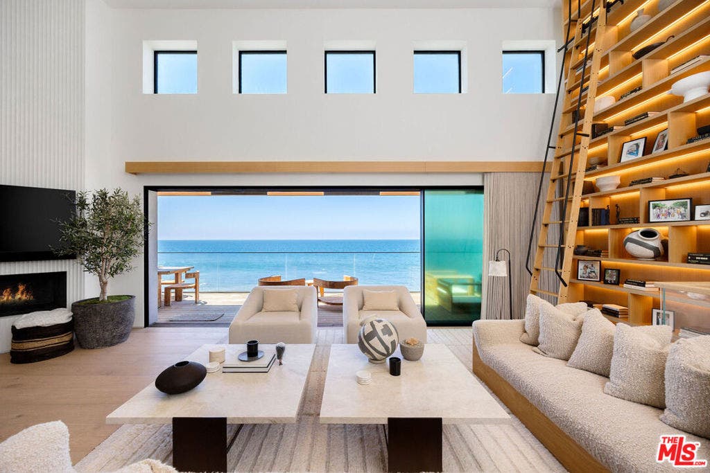 24818 Malibu Road, Malibu, CA 90265 24818 Malibu Road, Malibu, CA 90265