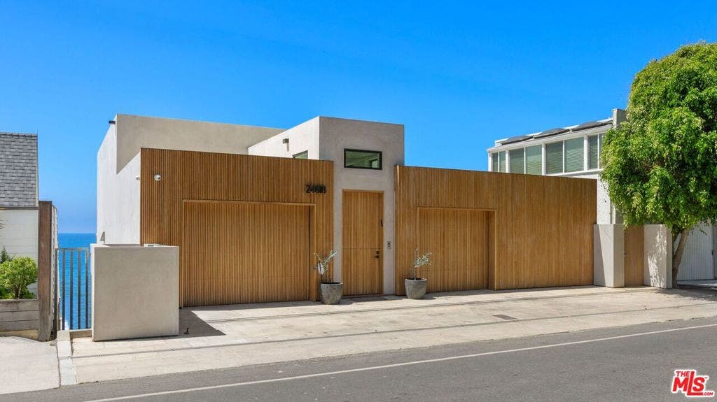24818 Malibu Road, Malibu, CA 90265 24818 Malibu Road, Malibu, CA 90265