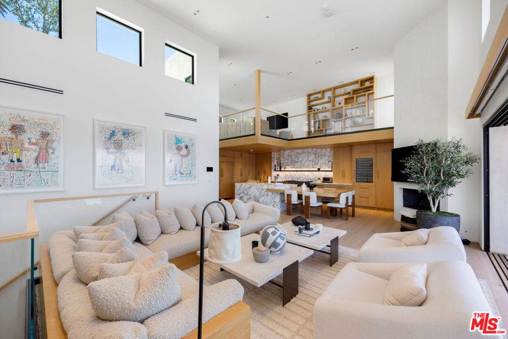 24818 Malibu Road, Malibu, CA 90265 24818 Malibu Road, Malibu, CA 90265