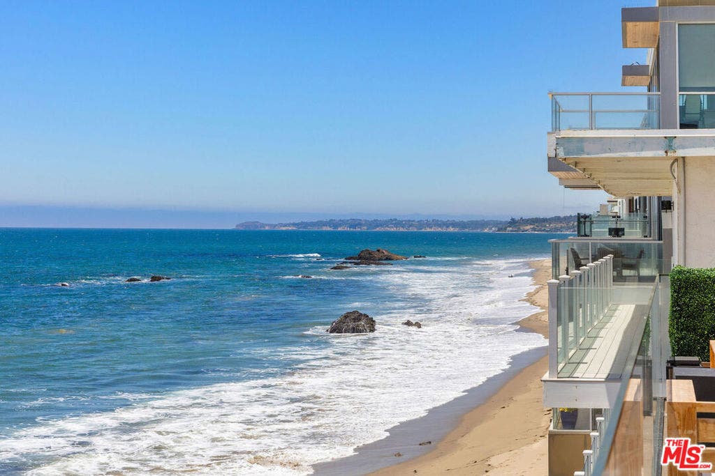 24818 Malibu Road, Malibu, CA 90265 24818 Malibu Road, Malibu, CA 90265