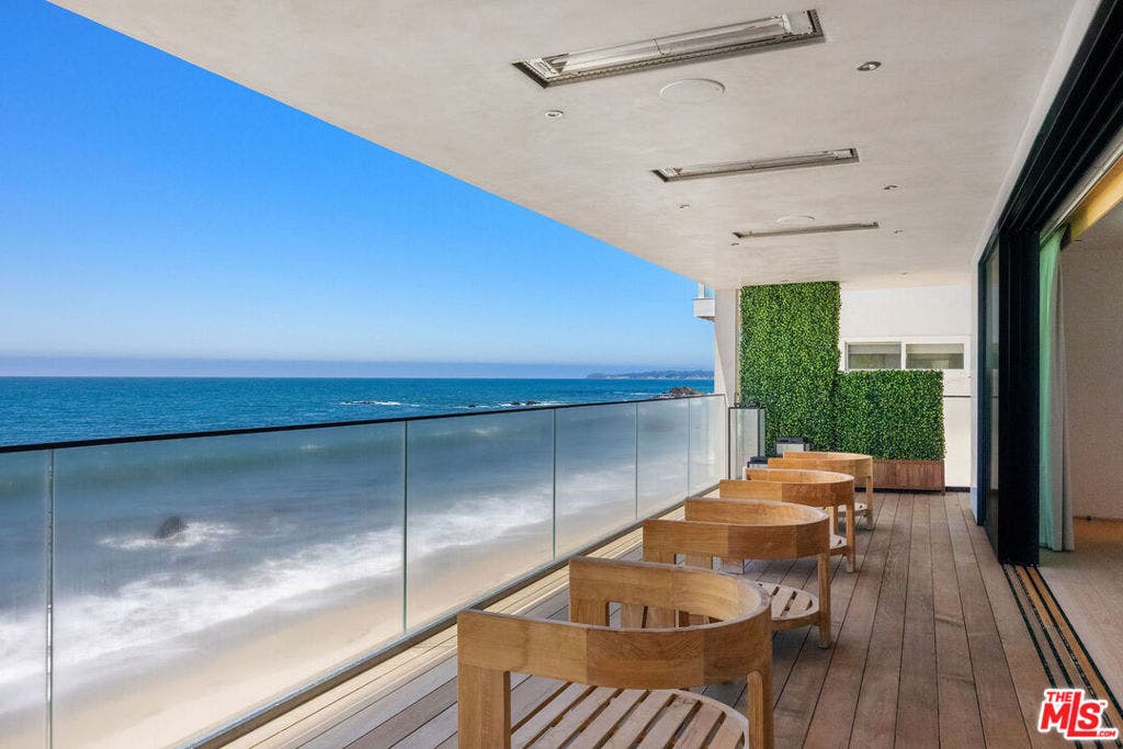 24818 Malibu Road, Malibu, CA 90265 24818 Malibu Road, Malibu, CA 90265