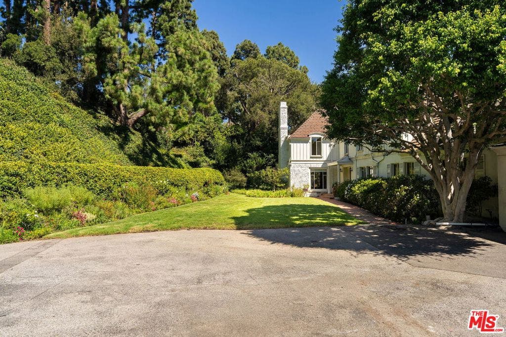 1000 N Alpine Drive, Beverly Hills, CA 90210