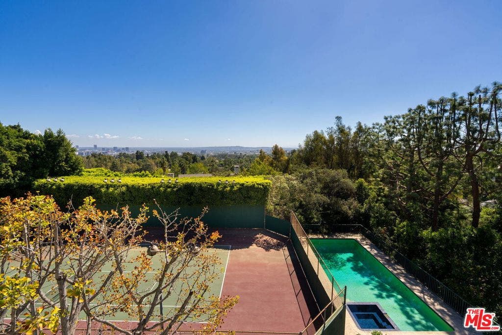 1000 N Alpine Drive, Beverly Hills, CA 90210