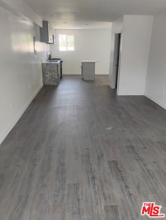 Property photo for 13757 VANOWEN Street, #3, Van Nuys, CA
