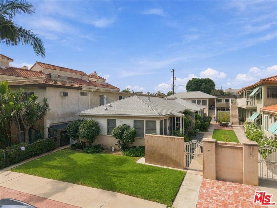 Property photo for Los Angeles, CA