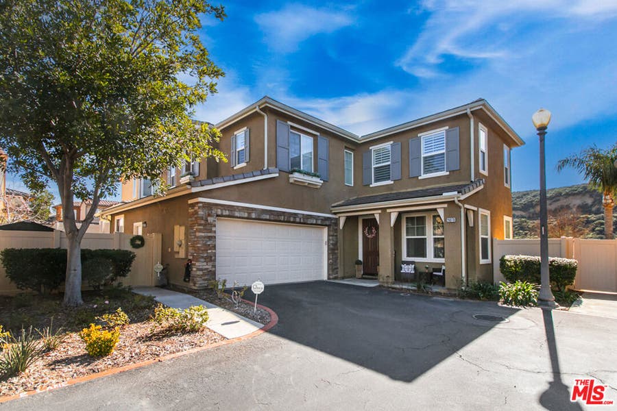 Property photo for 26070 Medici Court, Santa Clarita, CA