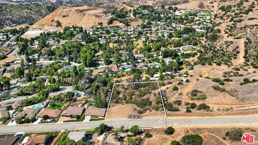 Property photo for 399 Olinda Drive, Brea, CA