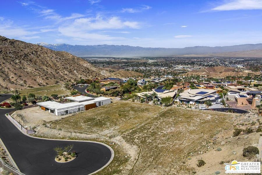 Property photo for 44 Rim Crest Road, Rancho Mirage, CA