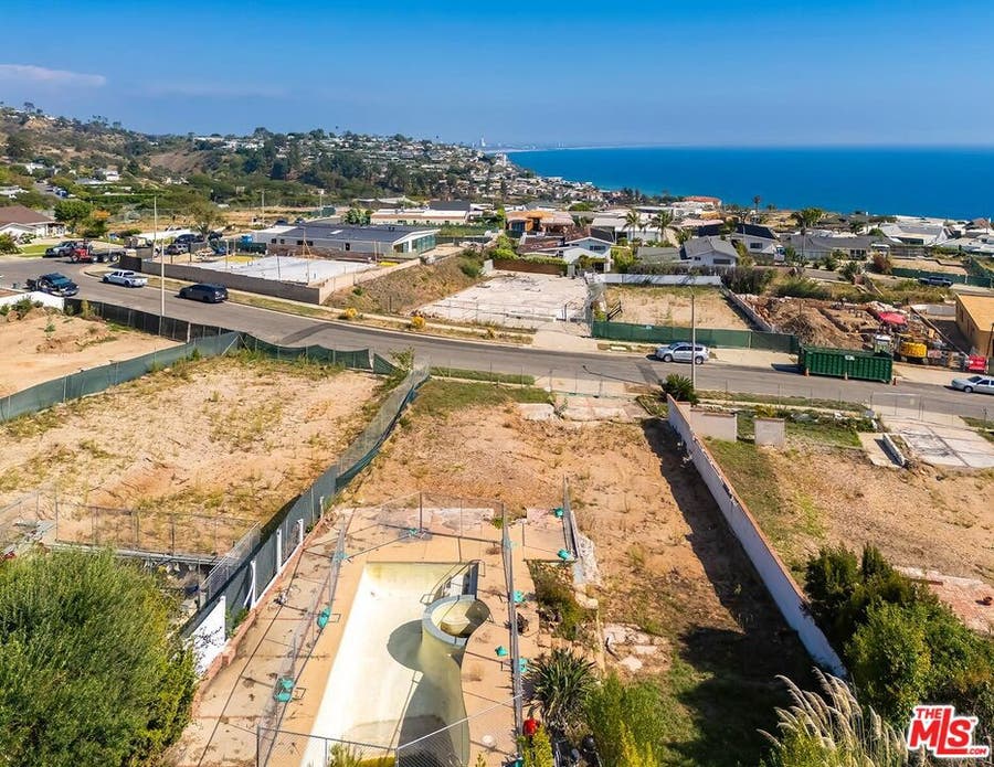 Property photo for 3619 Seahorn Drive, Malibu, CA