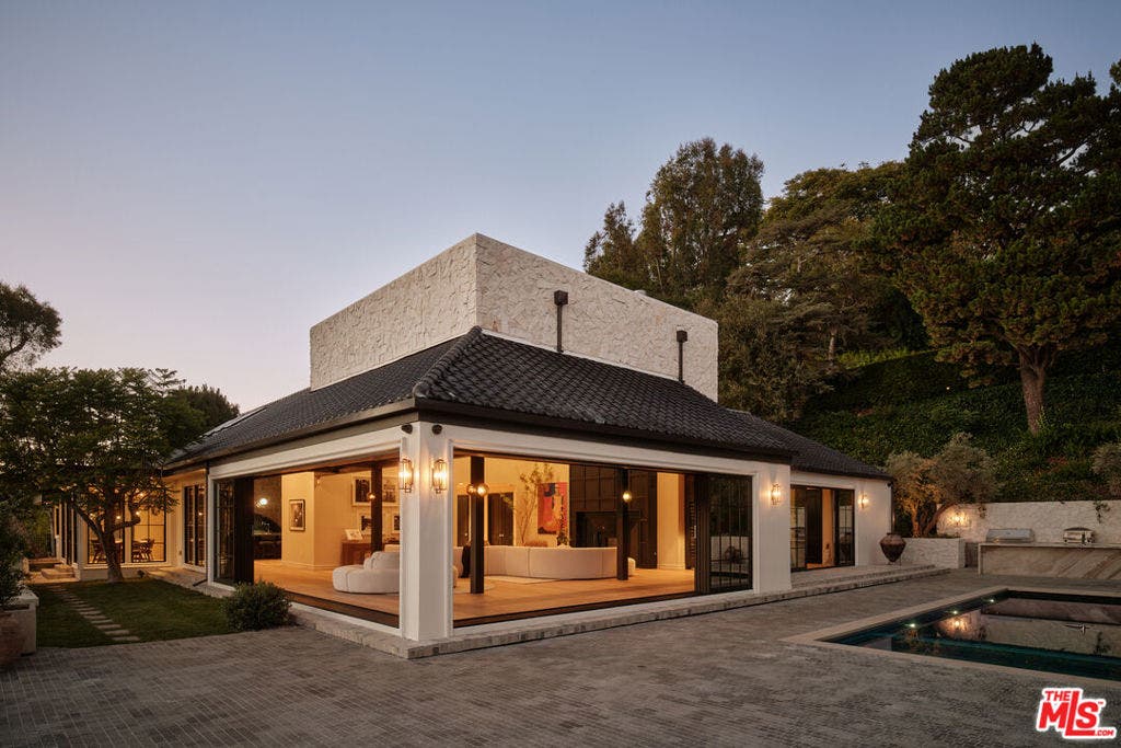 851 Strada Vecchia Road, Los Angeles, CA 90077 851 Strada Vecchia Road, Los Angeles, CA 90077