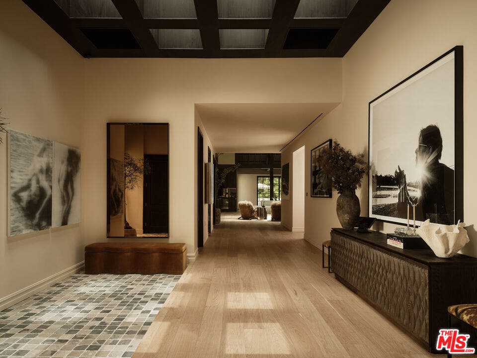 851 Strada Vecchia Road, Los Angeles, CA 90077 851 Strada Vecchia Road, Los Angeles, CA 90077