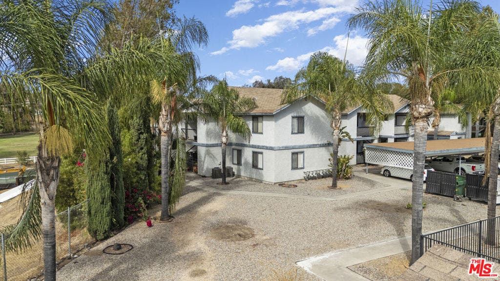 39011 Agua Vista, Murrieta, CA 92563 39011 Agua Vista, Murrieta, CA 92563