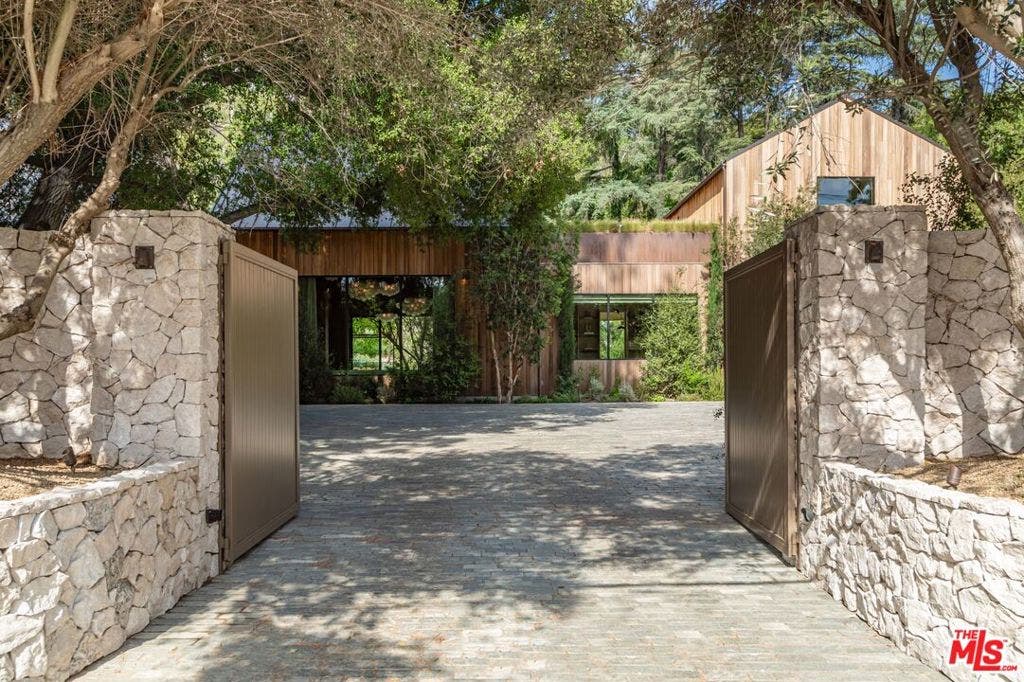 3405 Fryman Road, Studio City, CA 91604 3405 Fryman Road, Studio City, CA 91604